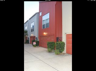 827 Robin St, Houston, TX 77019