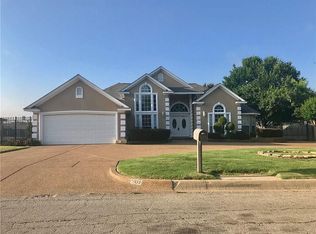 3332 Landmark Ln, Forest Hill, TX 76119