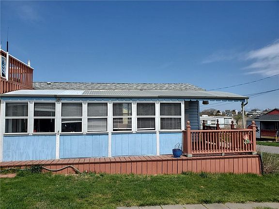 5th image of 281 East Dr