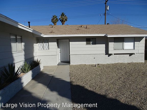 2nd image of 1908 Sunland Ave
