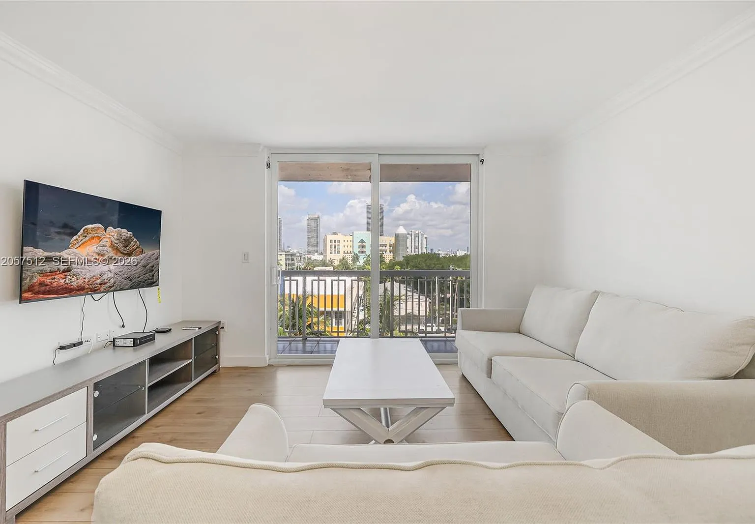 The Presidential Condo — Photo 1