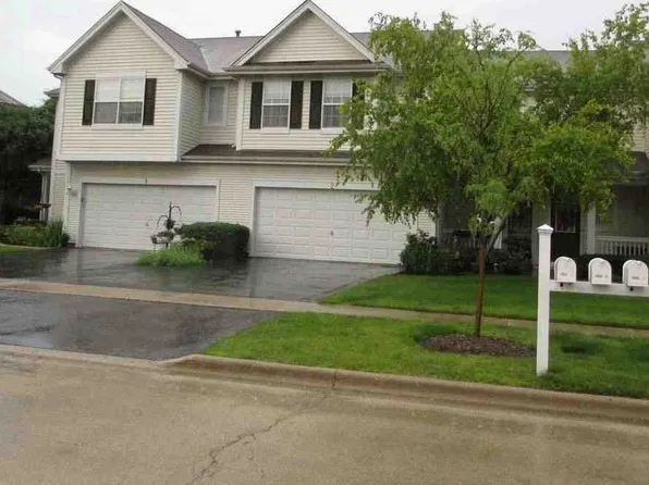 1512 Waterside Dr, Dekalb, IL 60115