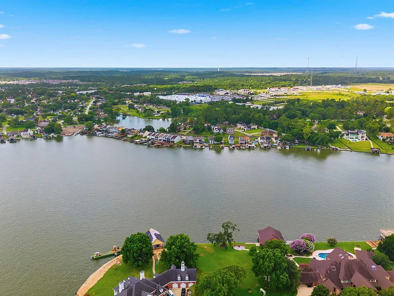 1208 Lake View Dr — Photo 45