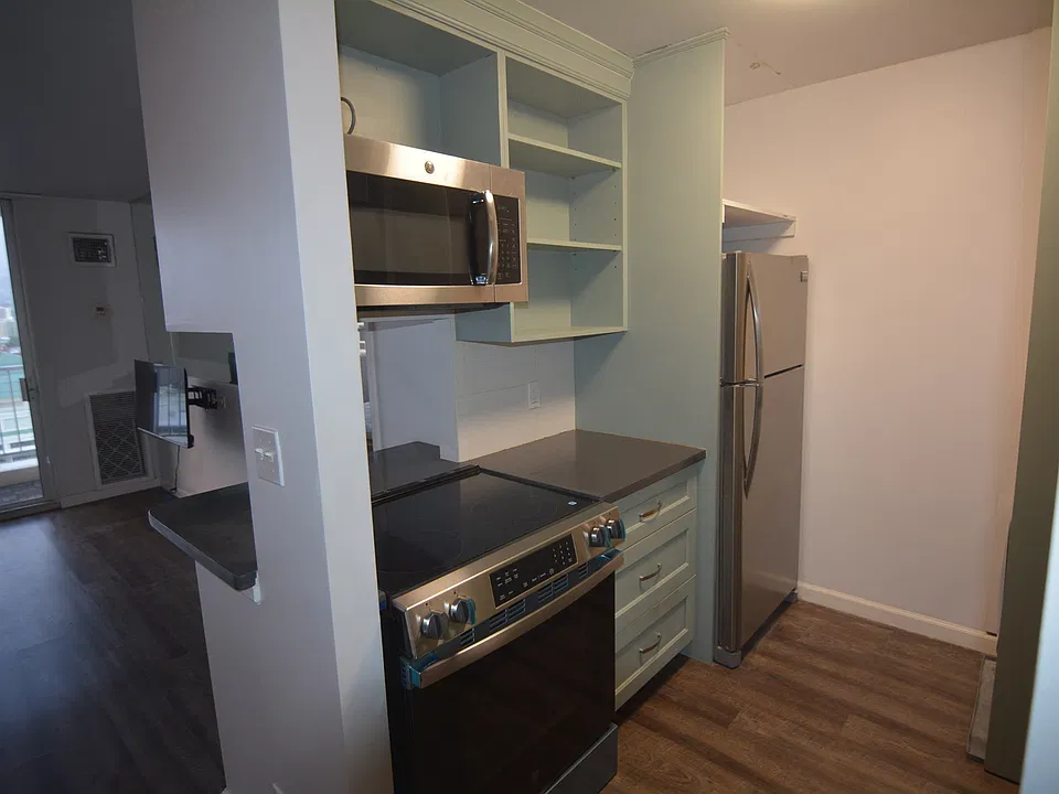 400 Hobron Ln #2112