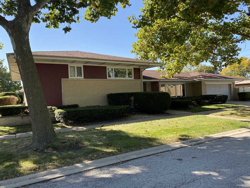 2nd image of 10400 S 51st Ct