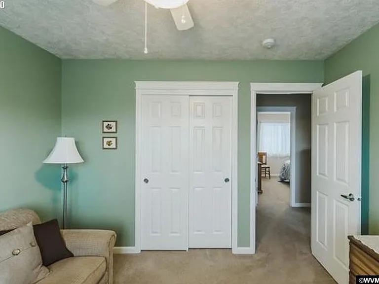 1096 Fuji Ln — Photo 17