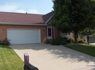 1413 Guemes Ct, Springfield, IL 62702