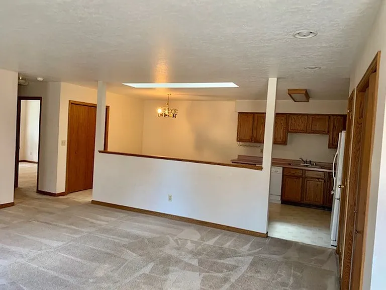 1025 49th Avenue Ct — Photo 4