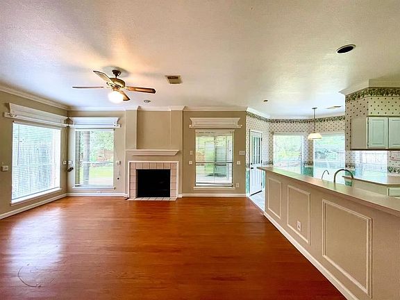 2nd image of 510 Birch Hill Dr