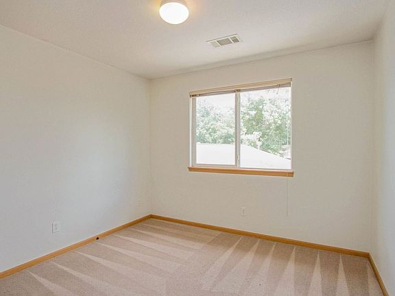 5th image of 229 Washington Ave #49