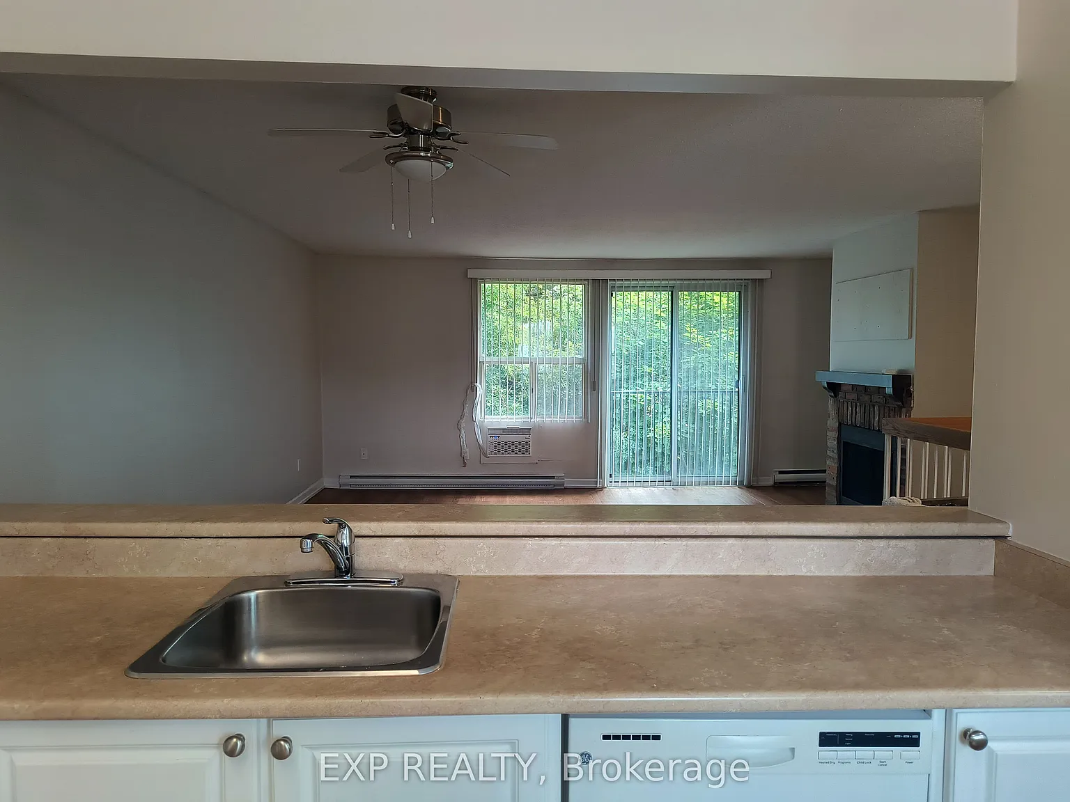 3 bed, $2,595 — Photo 3