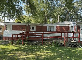 101 N Central Ave, Brocton, IL 61917