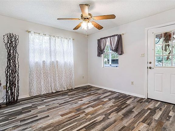 3rd image of 28425 Dusty Ln