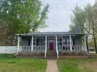 3231 W Shale St, Fayetteville, AR 72704