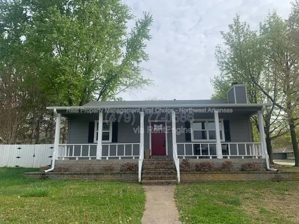 3231 W Shale St, Fayetteville, AR 72704