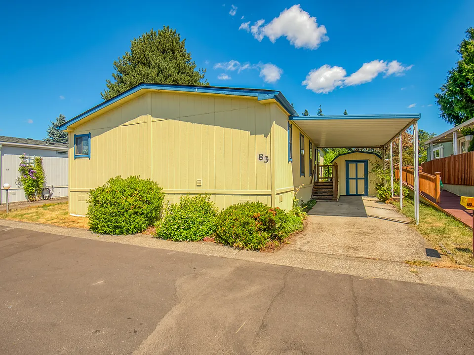 18485 SW Pacific Dr #83