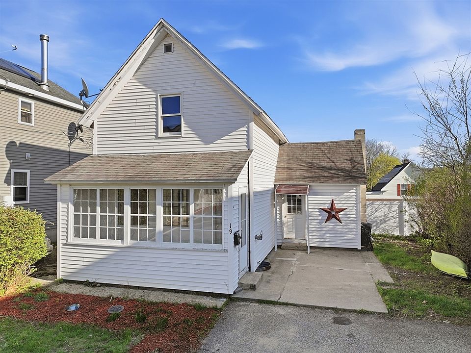 1st image of 19 Essex St