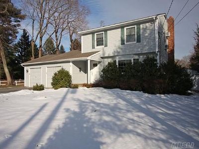 9 Astor Ave, Saint James, NY, 11780