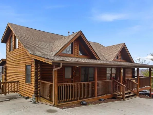 423 Big Bear Way, Pigeon Forge, TN 37863