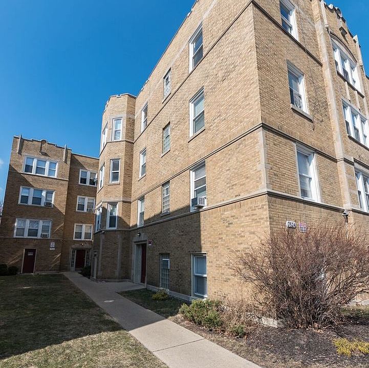 1st image of 7524 N Damen Ave APT 3