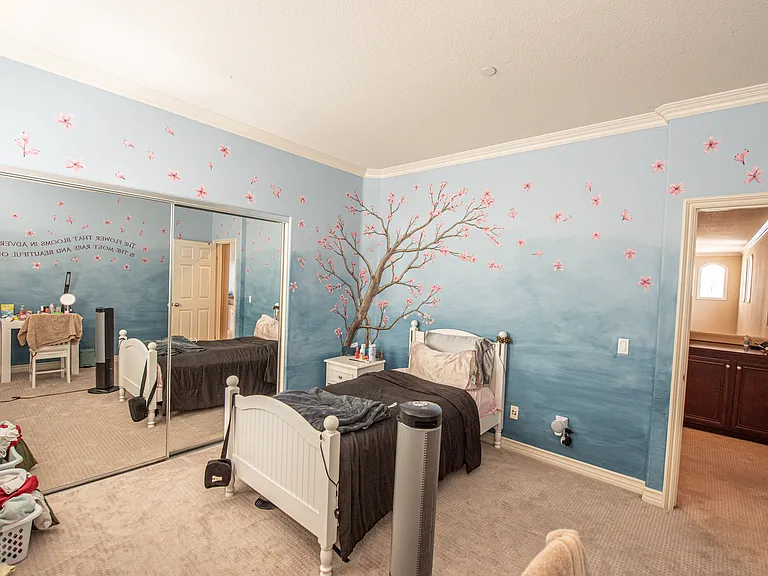 9774 Fox Valley Ct — Photo 11