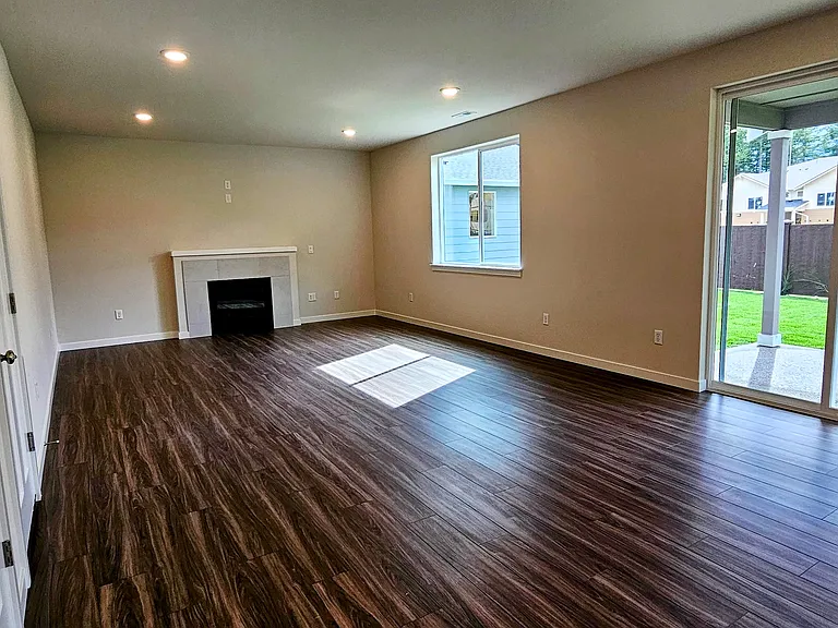 Large living & dining