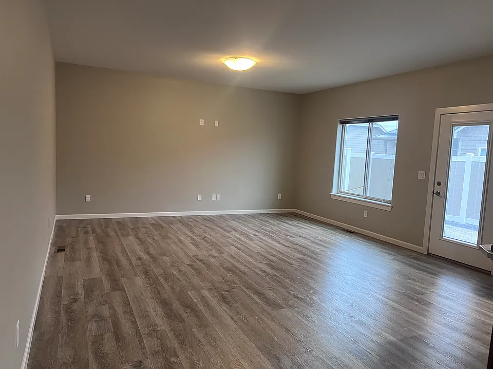 8810 Juanita Dr #2