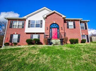 489 Comanche Ct, Clarksville, TN 37042