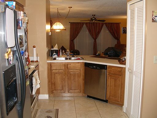 5th image of 4891 Walden Cir