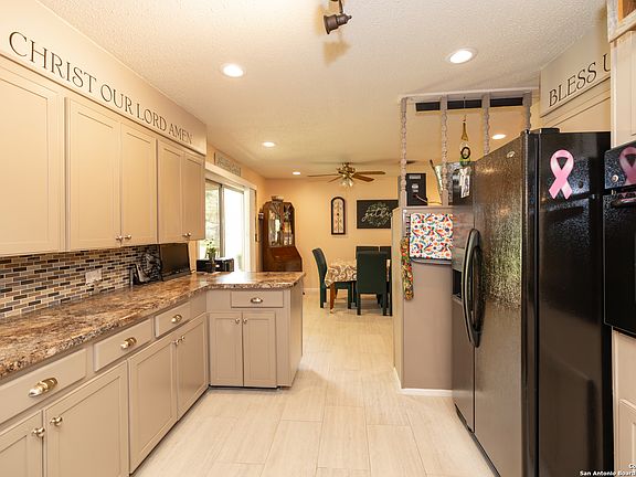 3rd image of 115 palo verde