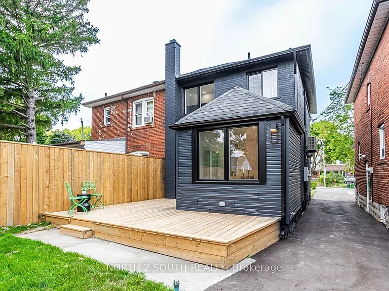 9 Glenvalley Dr #BASEMENT — Photo 3