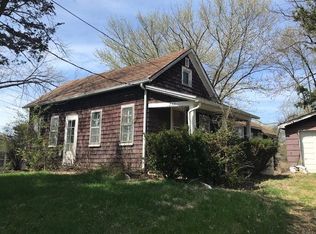 230 35th Ave N, Clinton, IA 52732