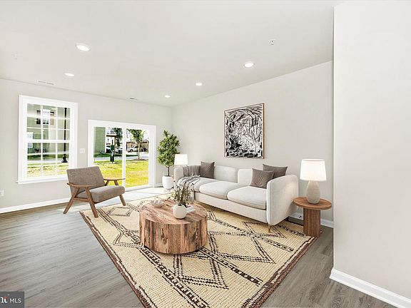 2nd image of 102 Spring Bank Way