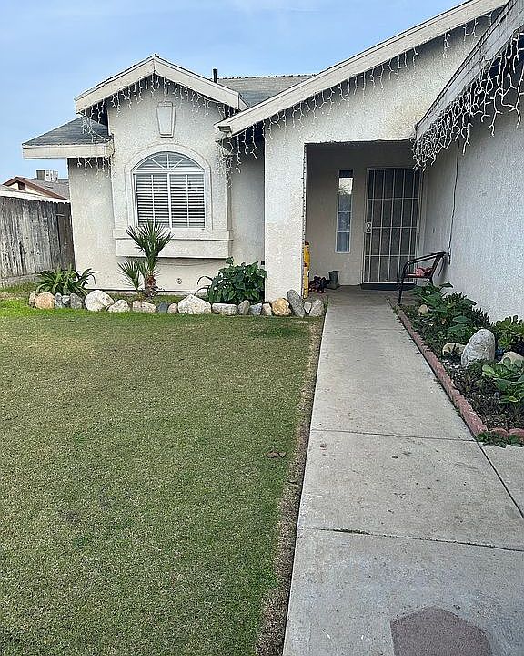 1st image of 1604 Yakima Ct