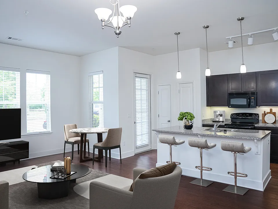 Amp - 2 BR/2BA - 1,170 sq ft