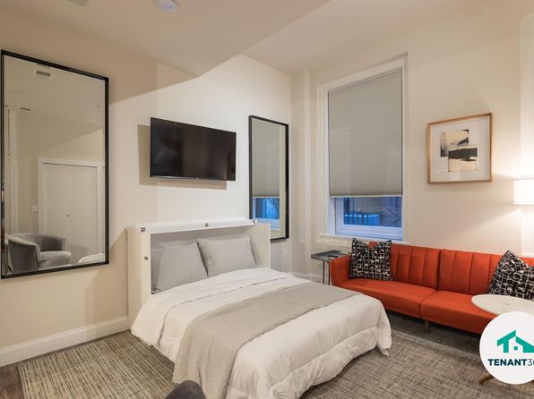 8 E Fayette St #204