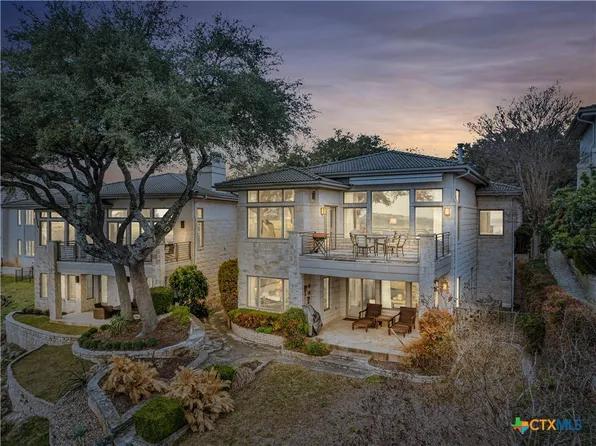 27000 Catamaran Dr Unit 8, Spicewood, TX 78669