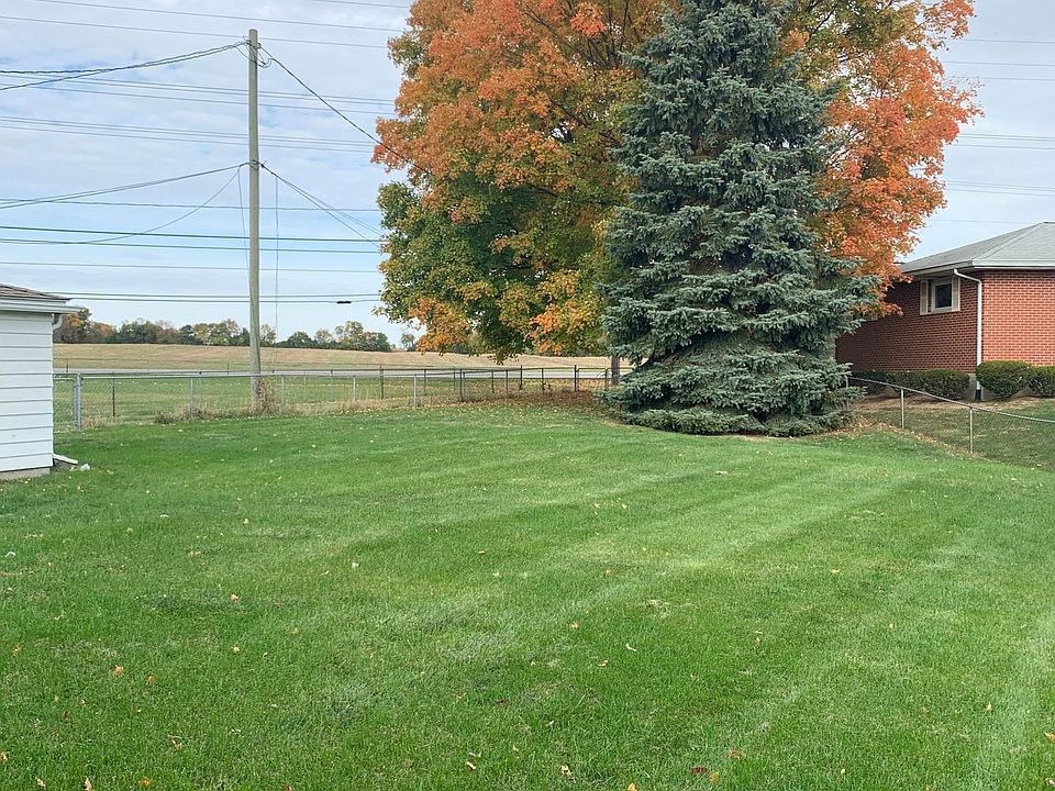 2nd image of 1148 Ferndale Ln