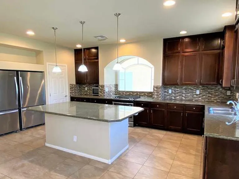 Large Kitchen