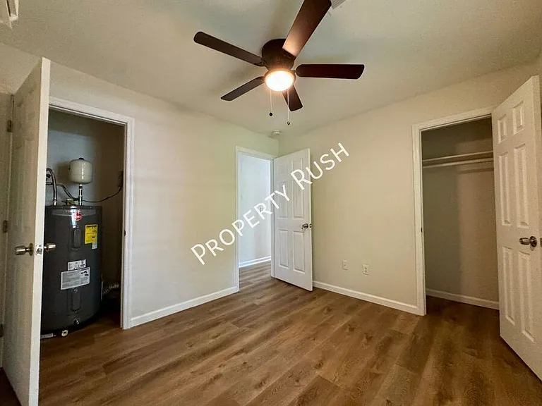 1718 Portland St #A — Photo 17