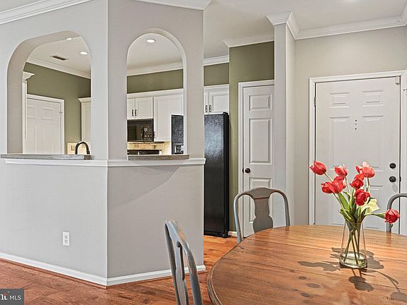 3rd image of 1701 Lake Shore Crest Dr APT 24