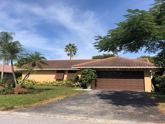 3rd image of 10759 NW 21st St