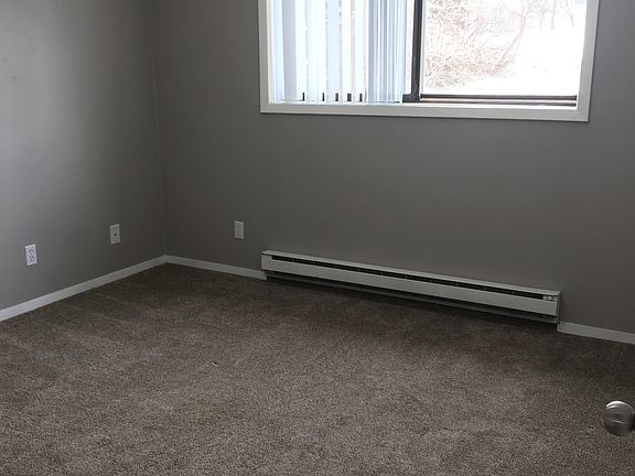 4th image of 407 W Fir Ave APT 19