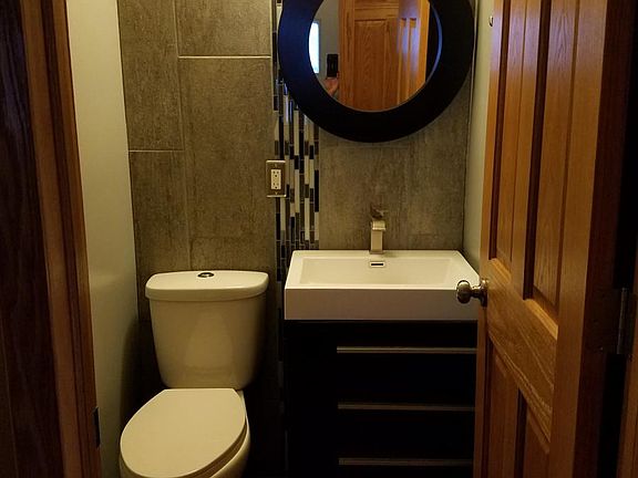 Main floor bath
