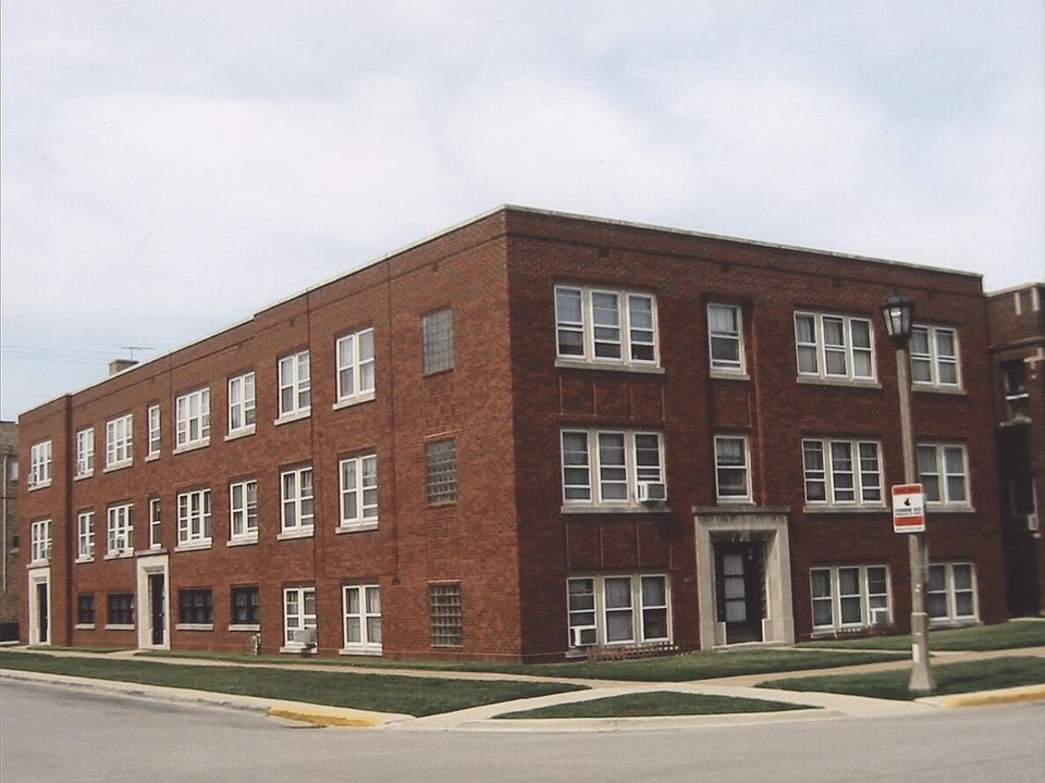 1st image of 1646 S Elmwood Ave #1