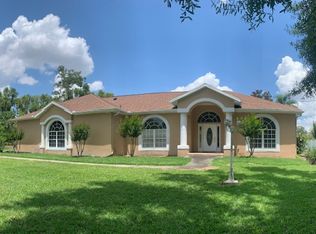 327 N Taylor Rd, Seffner, FL 33584