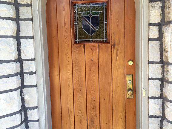 2nd image of 8820 Moritz Ave