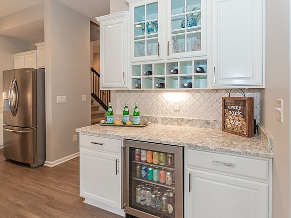 5th image of 11512 Golden Willow Dr