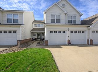 1412 Camden Ridge Blvd, Akron, OH 44312