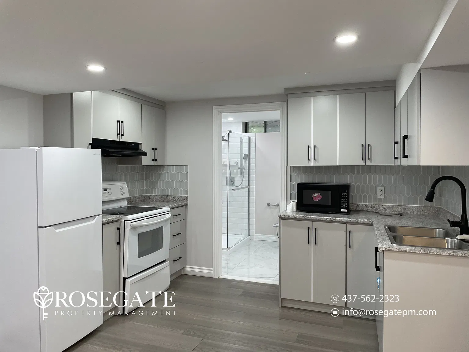 63 Isaac Brock Drive Hamilton — Photo 2